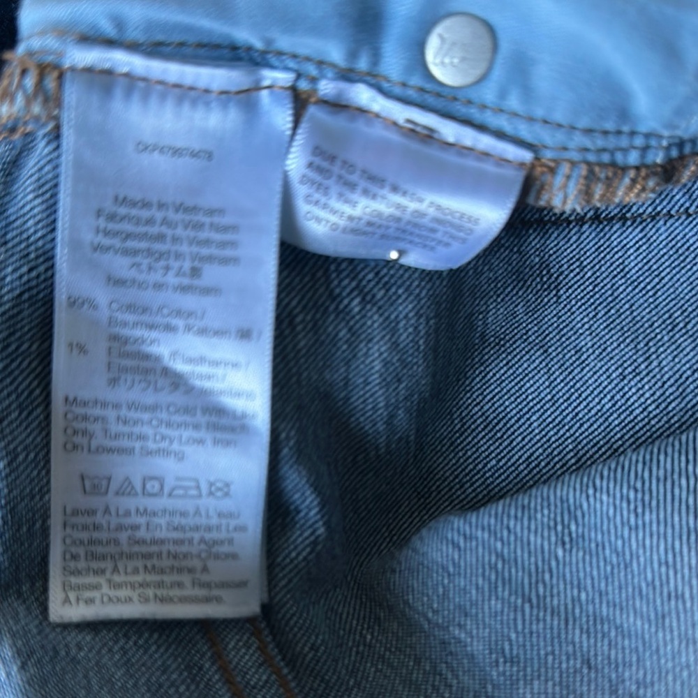 Madewell Women's Blue Jeans size 27 inches. inseam 28 inches. - Picture 4 of 6